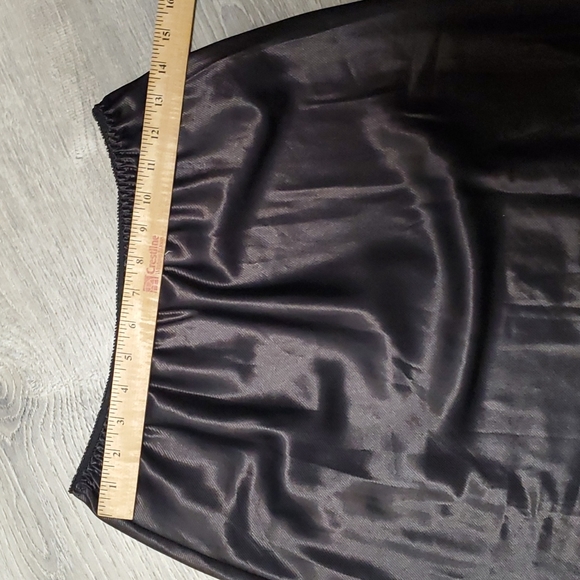 Vintage Formfit Woolite half slip black size L - Picture 3 of 5